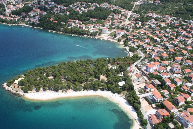 Appartement Cozy Place On The Beach à Trogir Extérieur photo
